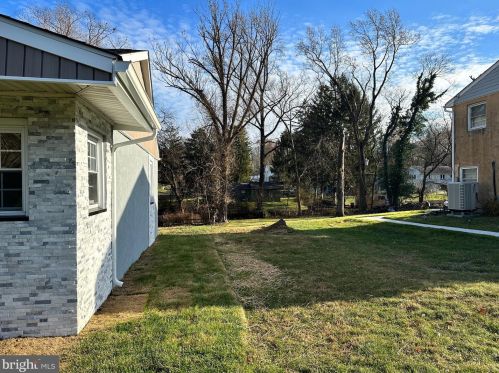 99 Elfreth Rd, Huntingdon Valley PA  19006-1210 exterior