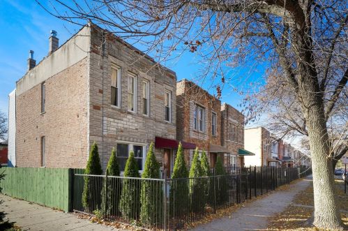 3501 Le Moyne St, Chicago IL  60651-2210 exterior