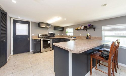 4104 Bay Ave, Tampa FL 33616-1210 exterior