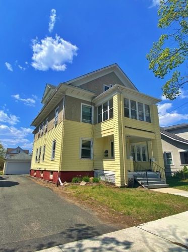 36 Belvidere St, Springfield, MA 01108-3005