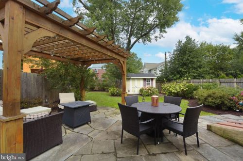 312 Raymond Ave, Alexandria VA 22301-1037 exterior