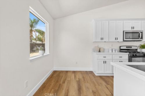 8802 Domingo St, Bakersfield CA 93313-5803 exterior