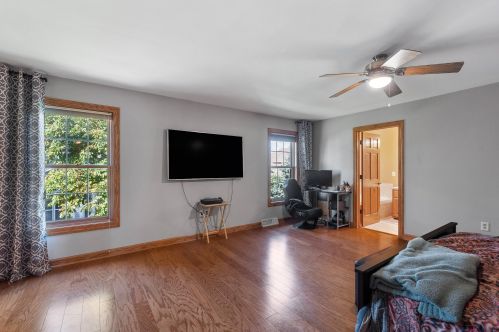 3811 Centennial Cir, Milwaukee WI  53221-5746 exterior