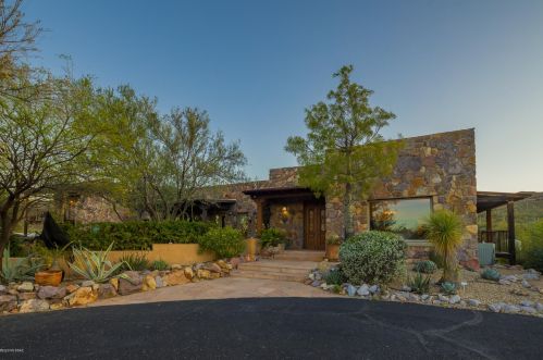 777 Camino De Oeste, Tucson, AZ 85745-9646