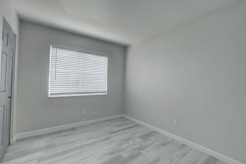 229 Kimball Cir, Fort Pierce FL exterior