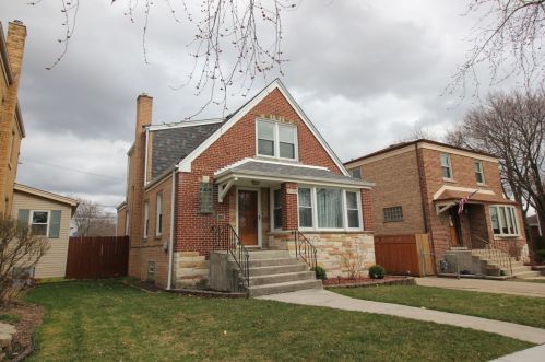 11161 Artesian Ave, Chicago, IL 60655-1319