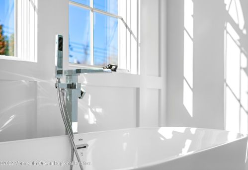 12 Packer Ave, Locust NJ  07760-2004 exterior