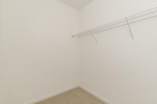 150 Village Circle Dr, Winfield MO 63389-2051 exterior