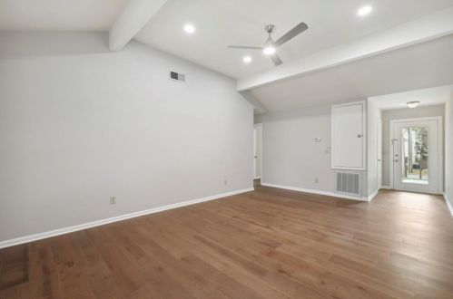 1406 Cartecay Dr, Atlanta GA  30319-3404 exterior