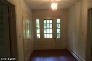 9950 Meadowlark Rd, Vienna VA  22182-1967 exterior