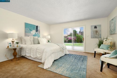 3711 Sierrawood Ct, Concord CA 94519-1423 exterior