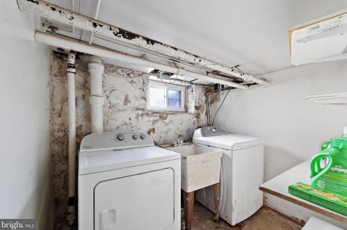 615 Magee, Philadelphia PA 19111-4715 exterior