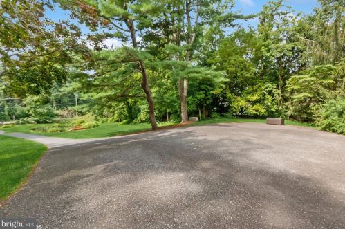 217 Vly Rd, Media PA 19063-5616 exterior