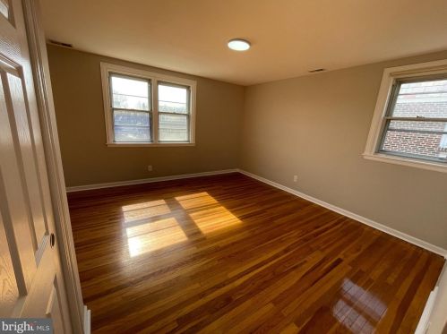 921 Friendship St, Philadelphia PA 19149-1621 exterior