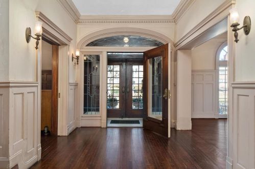 16 Kingsbury Pl, Saint Louis MO 63112-1825 exterior