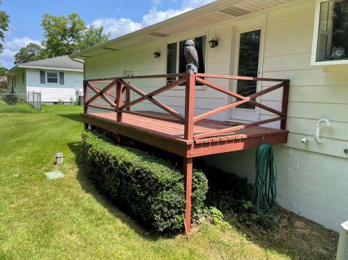 7549 Easy St, Sylvan Beach MI 49461-9508 exterior