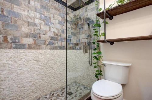 2476 Jefferson Ter, Atlanta GA  30344-2743 exterior