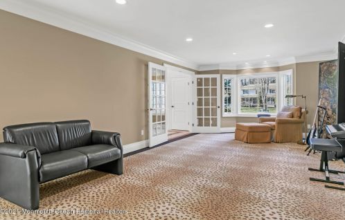 41 Marlpit Pl, Middletown NJ 07748-2028 exterior