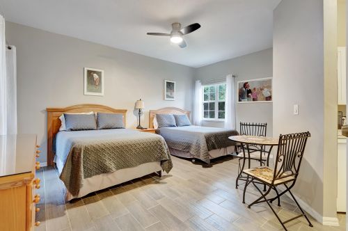 9866 Perfect Dr, Fort Pierce FL 34986-3031 exterior