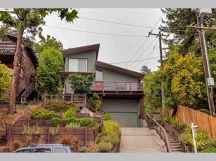 1295 Campus Dr, Berkeley, CA 94708-2044