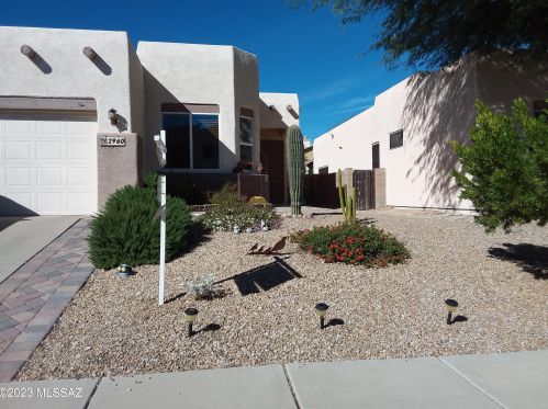 2960 Desert Glory Dr, Tucson, AZ 85745-2282
