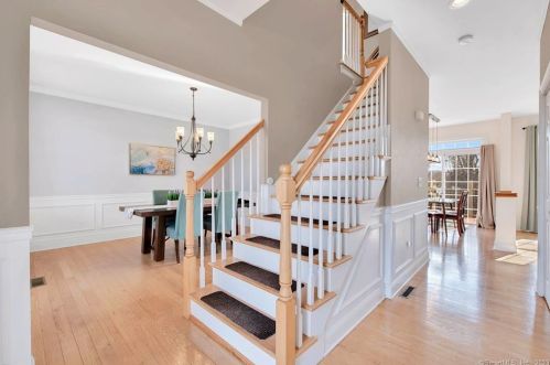 2 Silver Brook Ln, Torrington CT 06790-7814 exterior