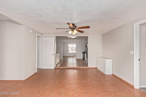 818 Calle Bocina, Tucson AZ  85756-6434 exterior