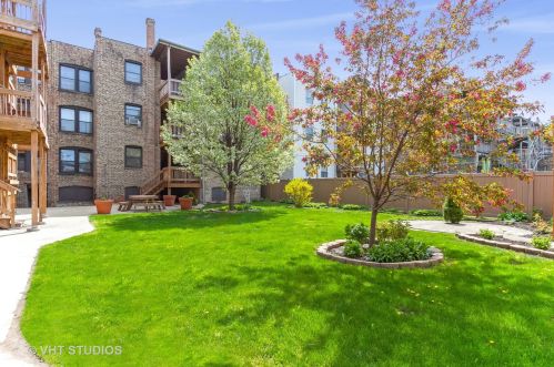 921 61st St, Chicago IL  60637-2605 exterior