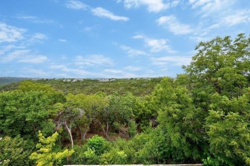 12804 Capella Trl, Austin TX 78732-1934 exterior