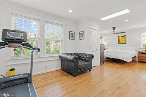 116 Moncure Dr, Alexandria VA 22314-4965 exterior