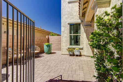 31314 1 Pl, Phoenix AZ 85022-2316 exterior