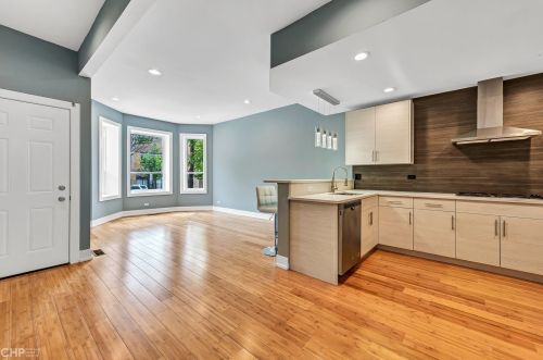 3416 Chicago Ave, Chicago IL 60651-4033 exterior