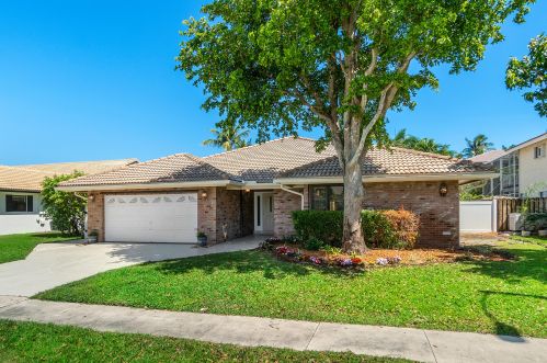 1598 5th Ave, Boca Raton FL  33432-7240 exterior