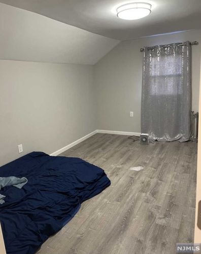 181 9 St, Fairview NJ 07022-1608 exterior