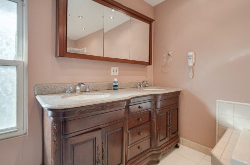 5007 Berteau Ave, Chicago IL 60641-1339 exterior