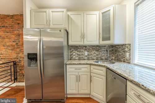 2943 16 St, Philadelphia PA 19132-2226 exterior