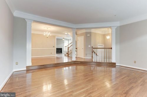 286 Murtha St, Alexandria VA  22304-8612 exterior