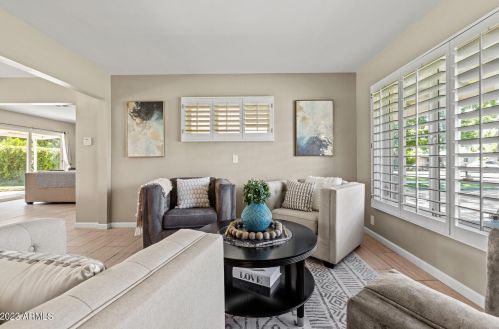 6607 13th St, Phoenix, AZ 85014-1405