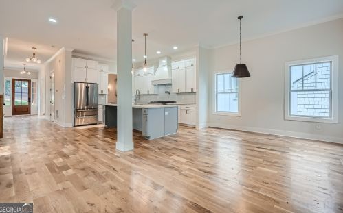 1055 Church St, Smyrna GA exterior