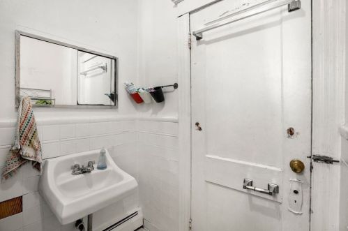 34 Park St, Salem MA 01970-4927 exterior