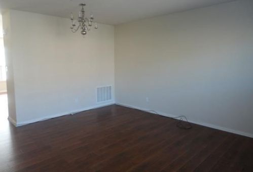 1436 Chase Ln, Irving TX  75063-3419 exterior