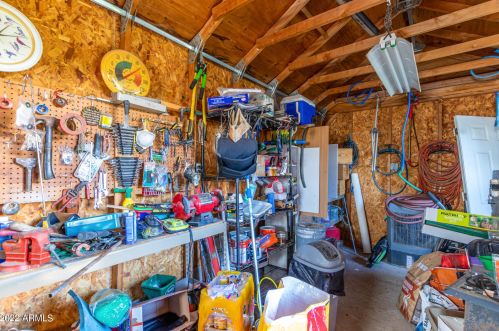 12602 37 Ave, Phoenix AZ 85053-4616 exterior