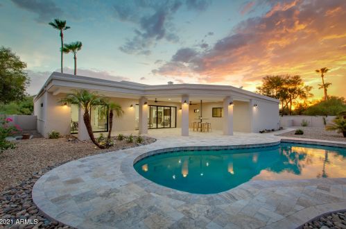 9919 47th Pl, Phoenix AZ  85028-4242 exterior