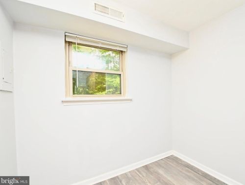 5935 Quantrell Ave, Alexandria VA 22312-2728 exterior