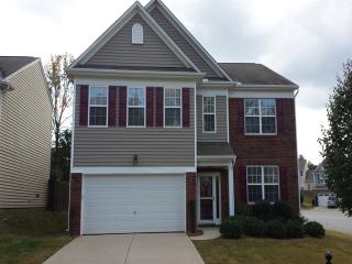 11 Knoll Ridge Dr, Greer SC  29650-5116 exterior