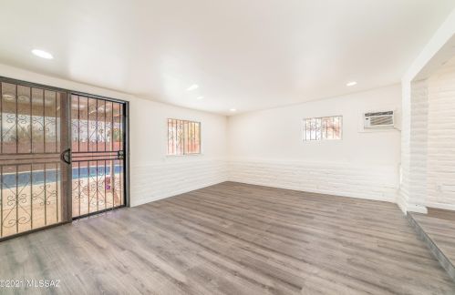 4122 Azalea St, Tucson AZ 85741-1031 exterior