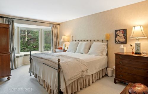 749 Dickens Ave, Chicago IL 60639-3434 exterior