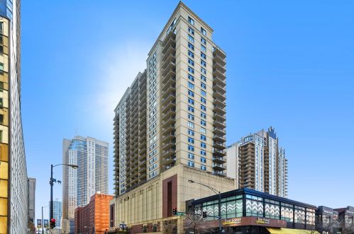 630 State St, Chicago IL  60605-1807 exterior