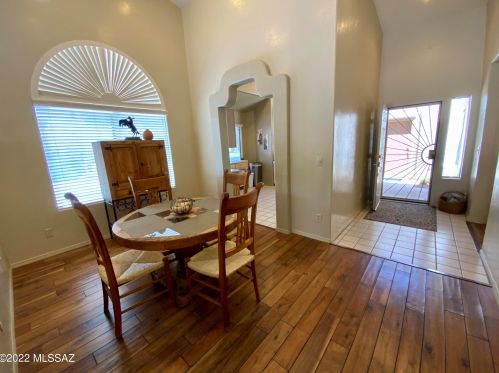 8788 Arnold Palmer Dr, Tucson, AZ 85742-9680