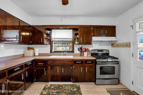 78 Wall St, West Long Branch NJ  07764-1863 exterior